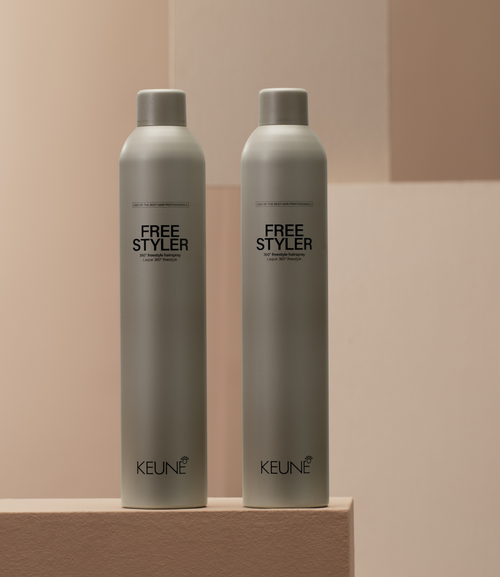 Découvre la laque cheveux Keune Freestyler 360°. Application facile sous tous les angles grâce à sa fonction spray à 360°